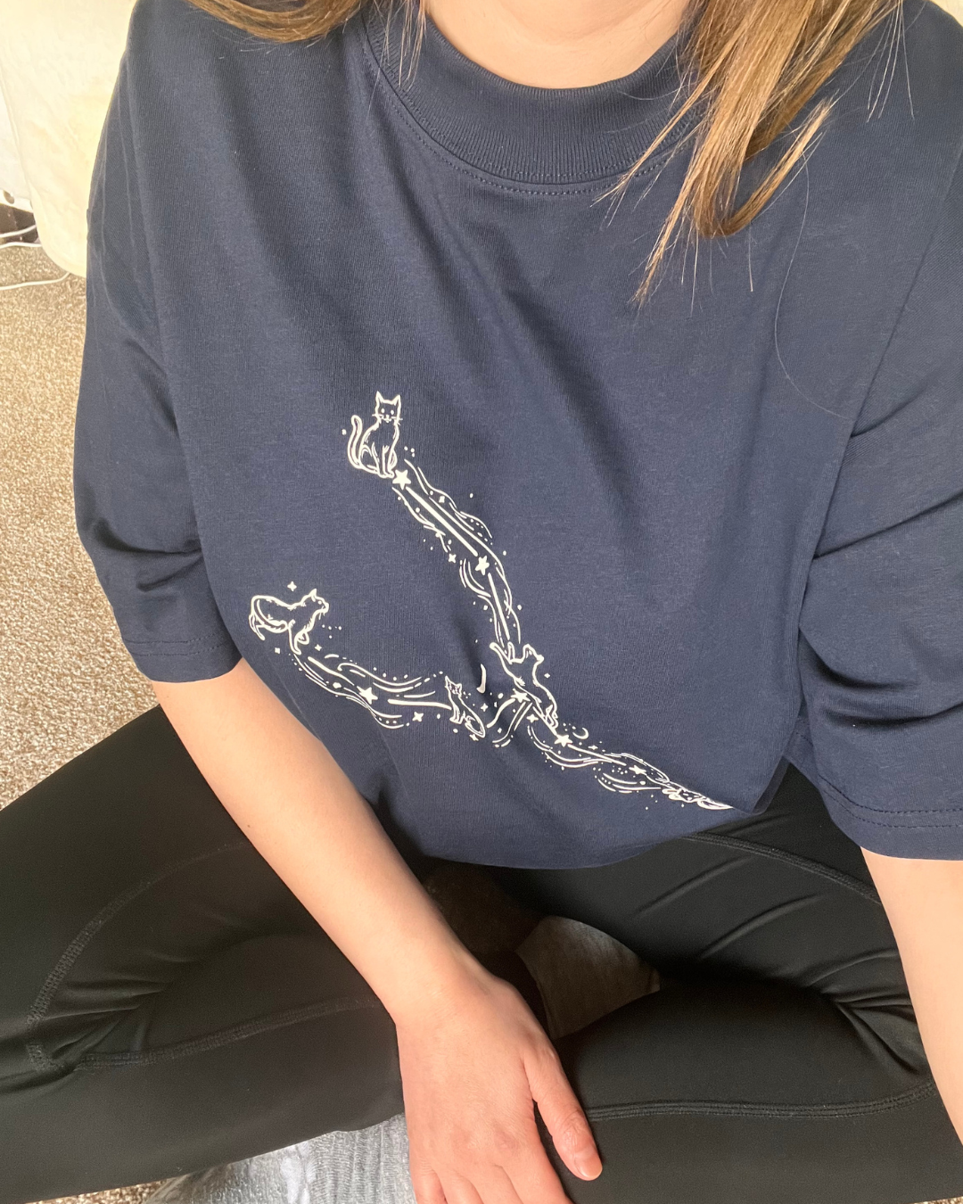 Taurus Constellation Cat Oversized Top – Cozy Zodiac Moon & Stars Tee