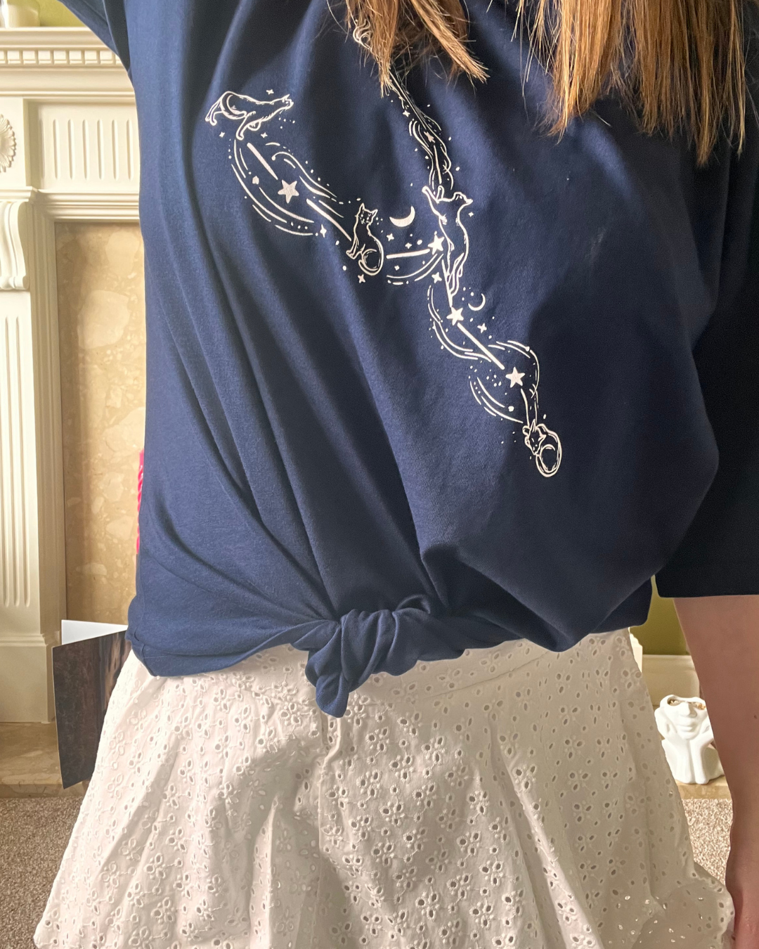Taurus Constellation Cat Oversized Top – Cozy Zodiac Moon & Stars Tee
